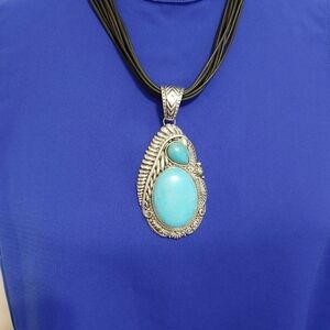 Western Faux Turquoise Necklace Set ♥️